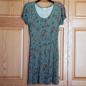 SO Green Floral Short Sleeve Dress
